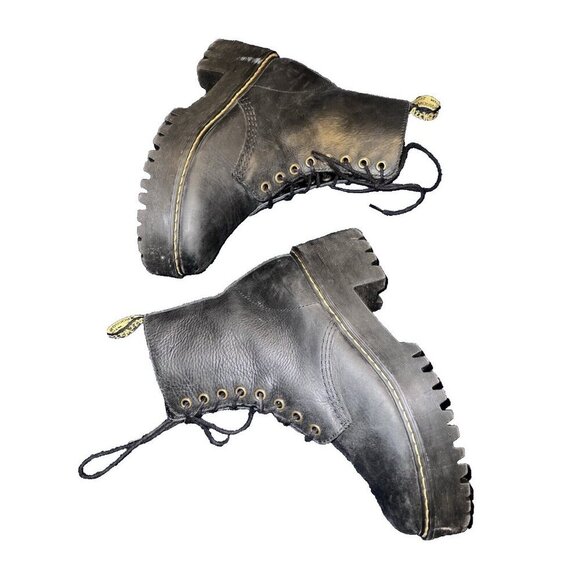 DR MARTENS Shriver Hi Black Burnished Wyoming Leather Boots Women 7 US - Picture 9 of 14